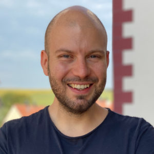 Das Foto zeigt Dr. Ivaylo Dimov, Autor des Beitrags Gesunde Ernährung - Ein Webinar in persönlicher Atmosphäre.